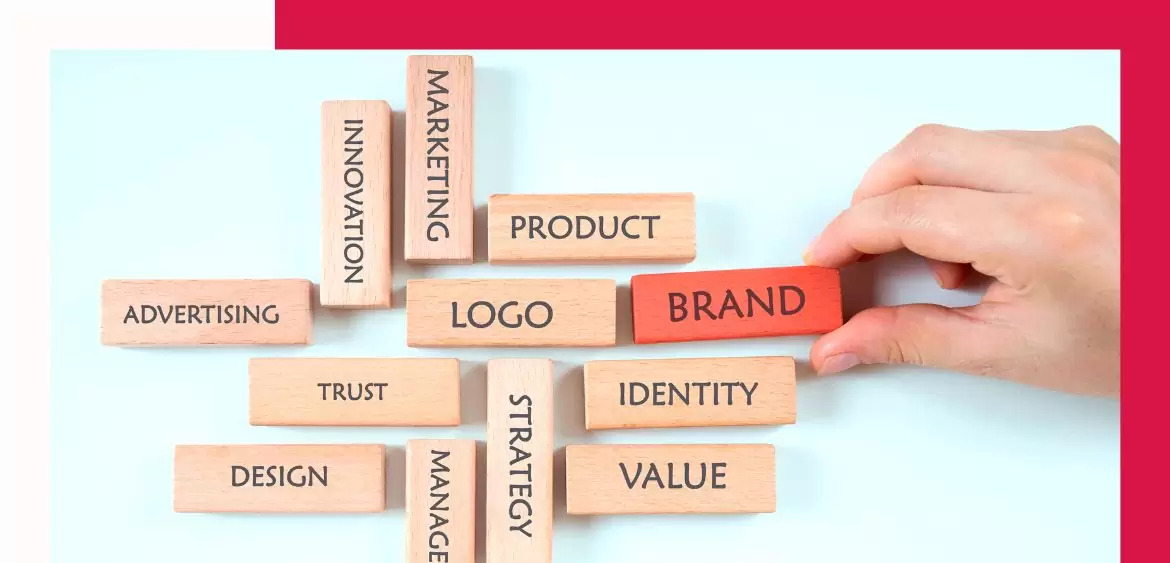 Dobre pierwsze wrażenie, czyli jak identyfikacja wizualna marki w branży stolarki wpływa na sprzedaż.